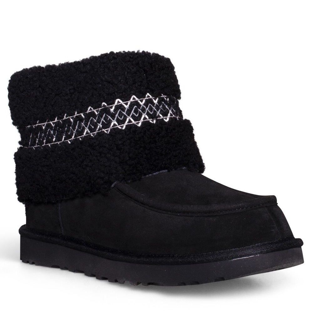 NEW Ugg Mini UGGbraid size 6